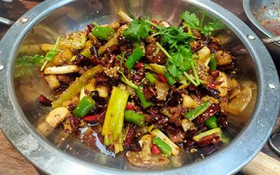 麻辣干锅培训多少钱？   麻辣干锅培训多少钱？
