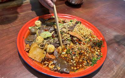 学做干拌麻辣烫技术培训哪里好？